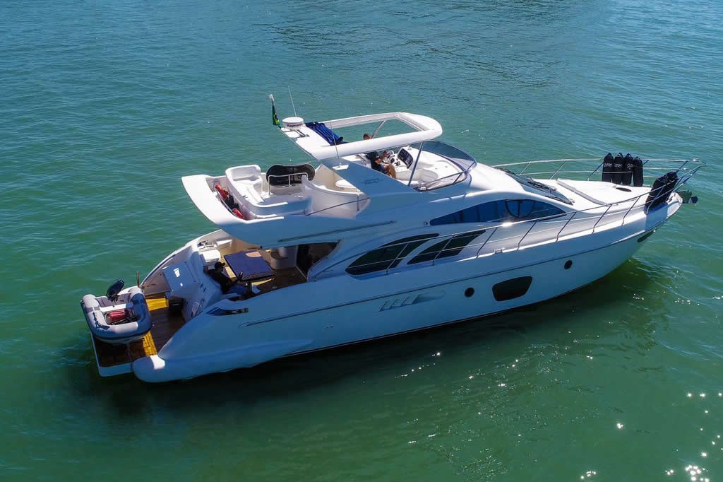 Azimut 600